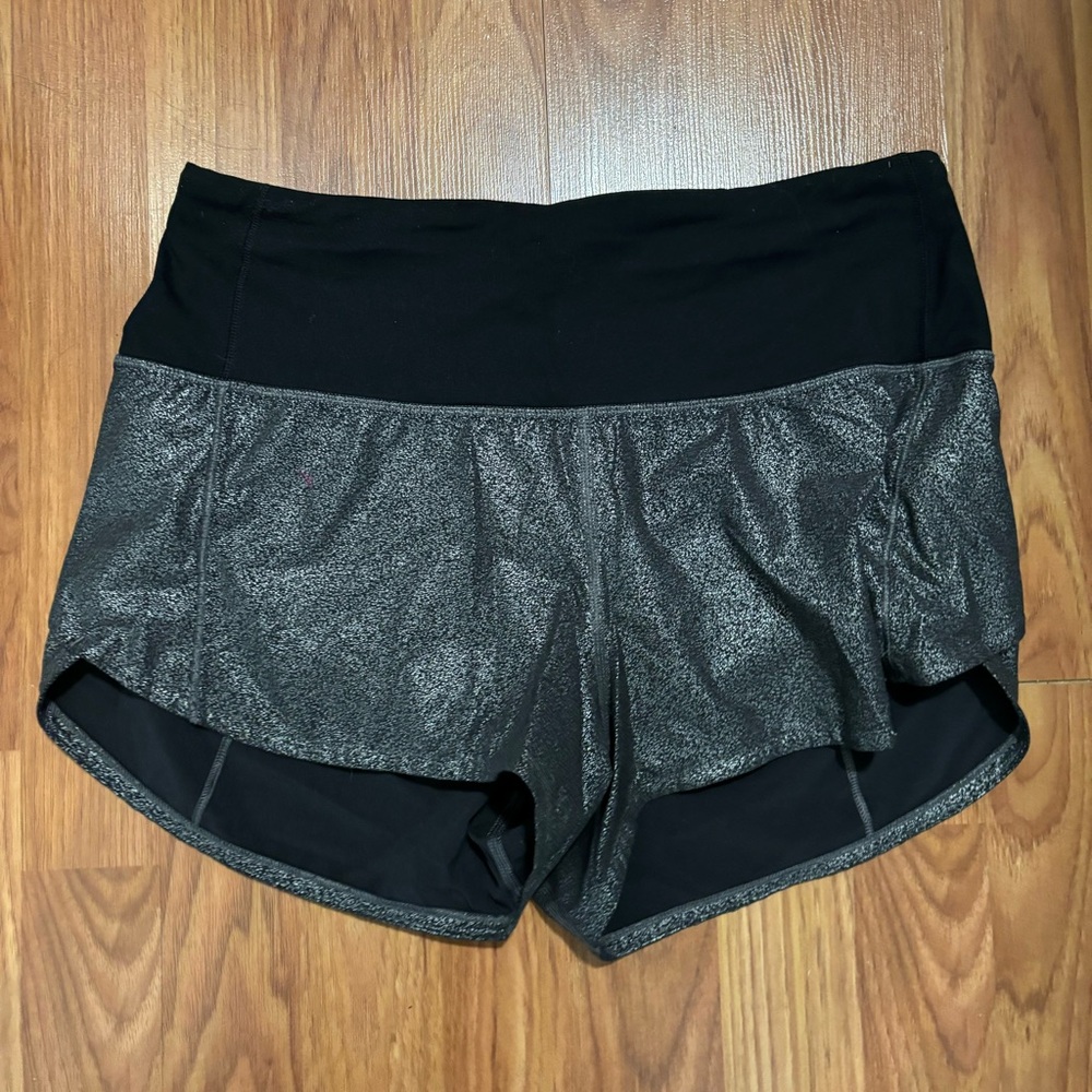 Lululemon Speed Up Short Foil Luminosity Foil Print Black Silver high waist